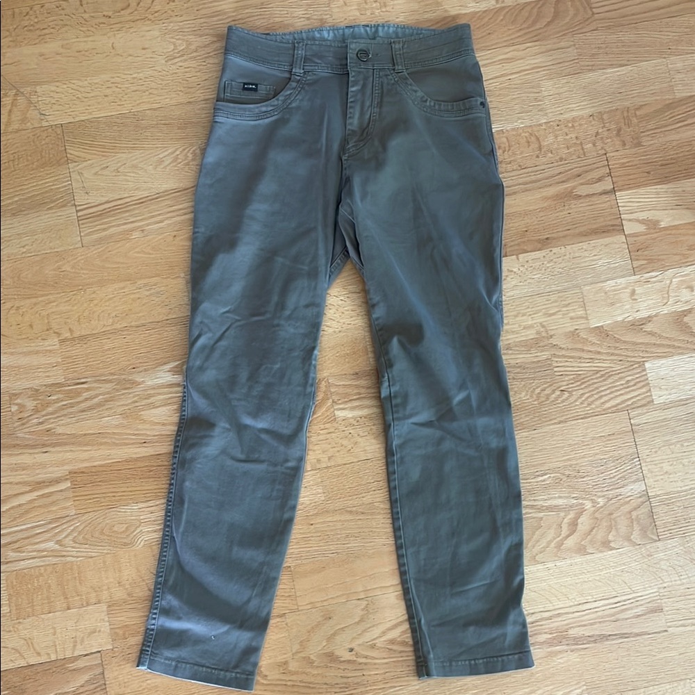 Kuhl Brown/tan Revolt Chinos 30x32
